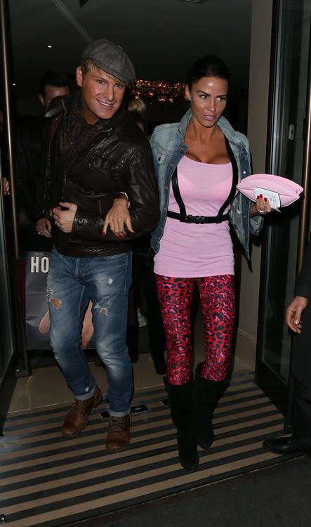 Katie Price Leaving dinner with friends at the Mayfair Restaurant in Los Angeles (November 14, 2012) 