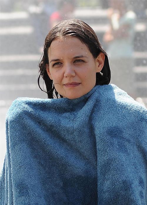 Katie Holmes Films  Mania Days  in Washington Square Park (May 21, 2013) 
