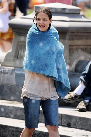 Katie Holmes Pictures Katie Holmes Films  Mania Days  in Washington Square Park (May 21, 2013)