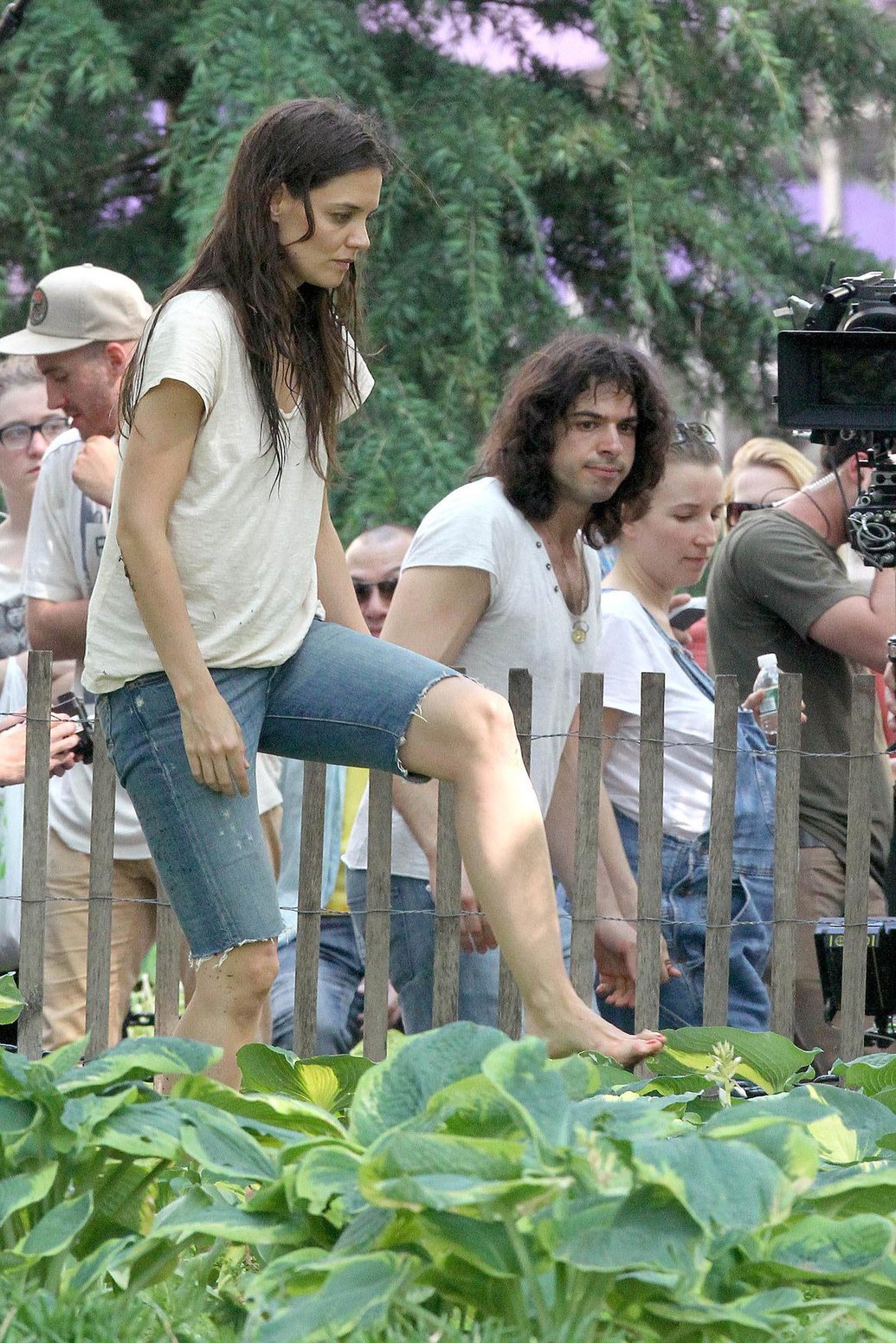Katie Holmes Films  Mania Days  in Washington Square Park (May 21, 2013) 