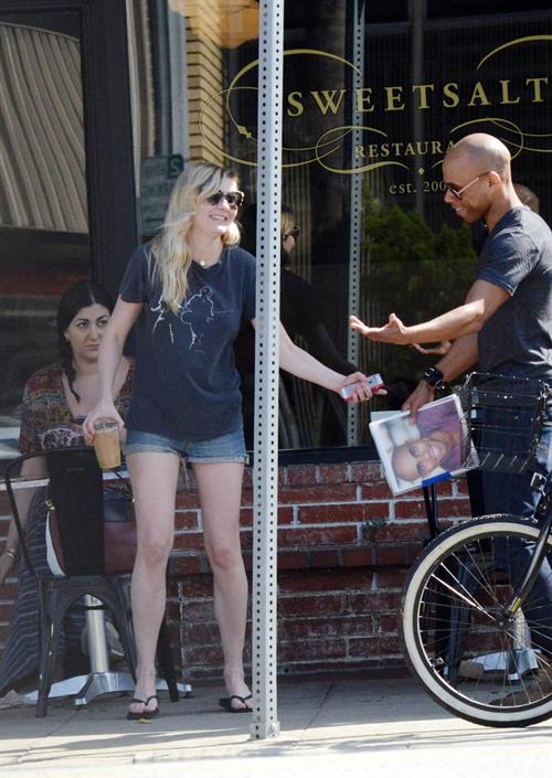 Kirsten Dunst Pictures Kirsten Dunst out and about in LA 3/27/13