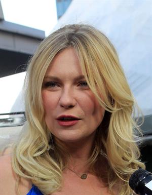 Kirsten Dunst - Los Angeles Premiere of Bachelorette Aug 23, 2012