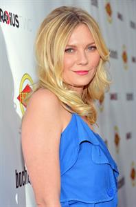 Kirsten Dunst - Los Angeles Premiere of Bachelorette Aug 23, 2012