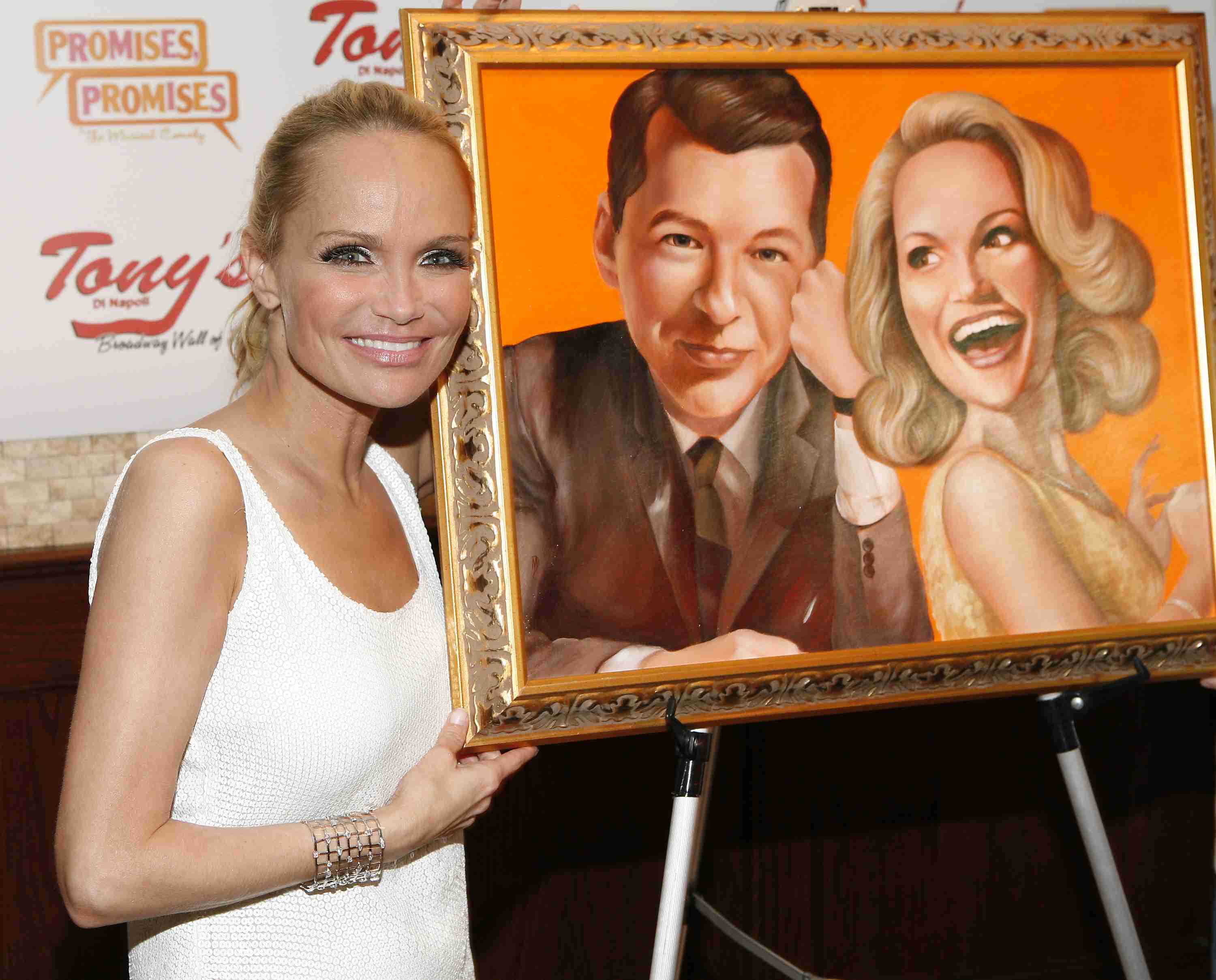 Kristin Chenoweth Tony's Di Napoli Portrait Unveiling (May 20, 2010) 