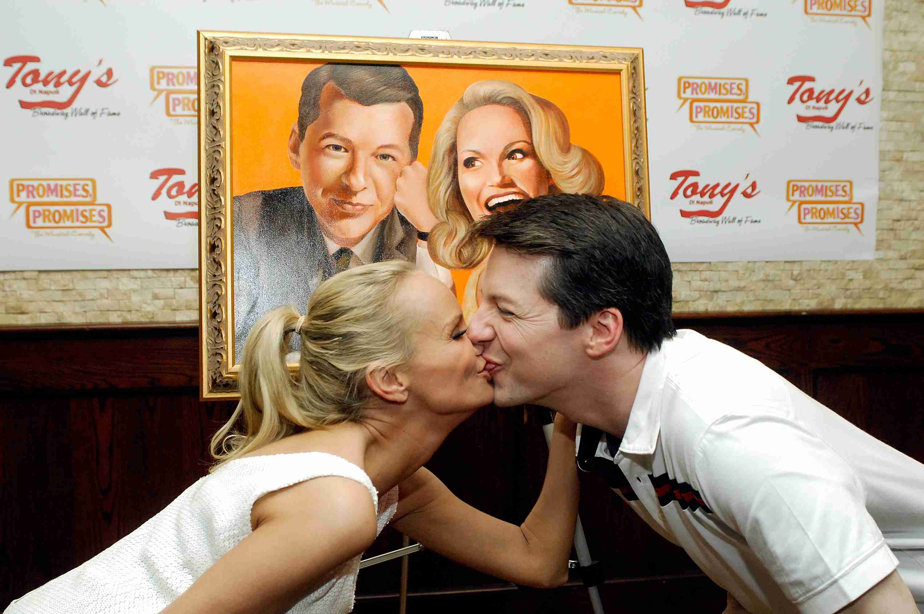 Kristin Chenoweth Tony's Di Napoli Portrait Unveiling (May 20, 2010) 