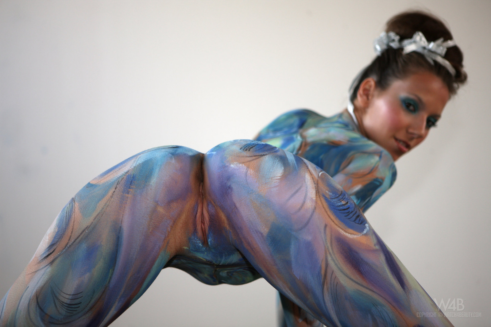 Avia Fenestra in Body Paint
