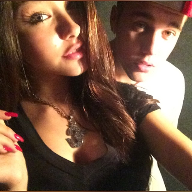 Madison Beer taking a selfie