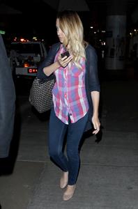 Lauren Conrad Los Angeles International Airport (16.04.2013) 