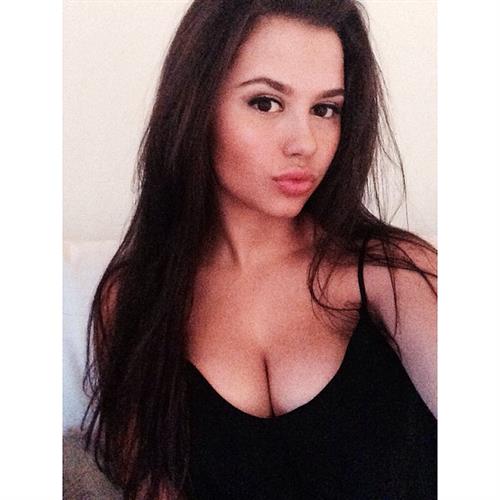 Bianca Vellone Selfie Pictures Bianca Vellone taking a selfie