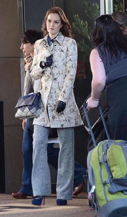 Leighton Meester  Set of Gossip Girl in Central Park - September 24, 2012 