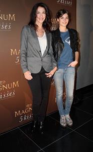 Linda Hardy 'Magnum Ice Creams' Party for Valentine's day (Feb 13, 2013) 