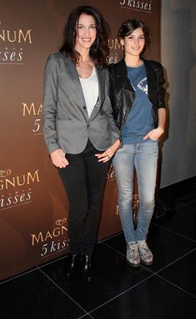 Linda Hardy 'Magnum Ice Creams' Party for Valentine's day (Feb 13, 2013) 