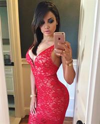 Samantha Sepulveda taking a selfie