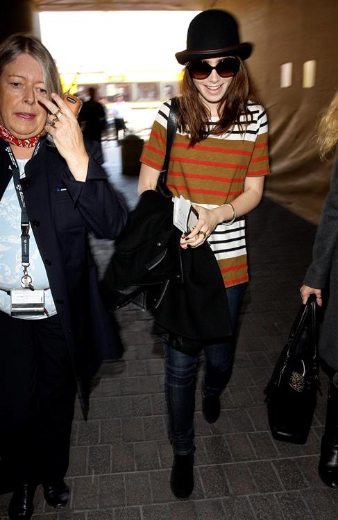 Lily Collins Pictures Lily Collins LAX airport in Los Angeles, March 4, 2013