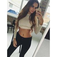 Paulina Mikolajczak taking a selfie