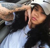 Indyamarie Jean taking a selfie