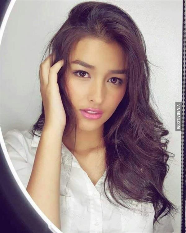 Liza Soberano