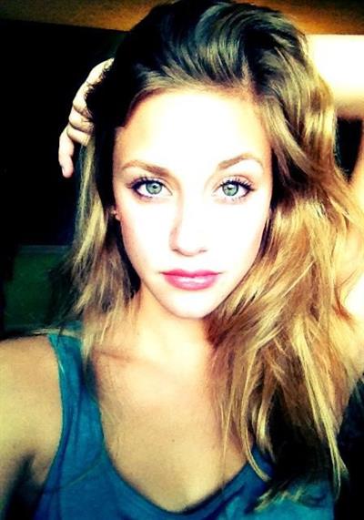 Lili Reinhart taking a selfie