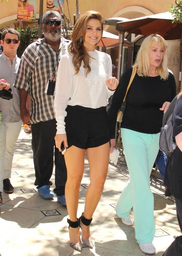 Maria Menounos on the set of Extra at the Grove in LA on August 8, 2013