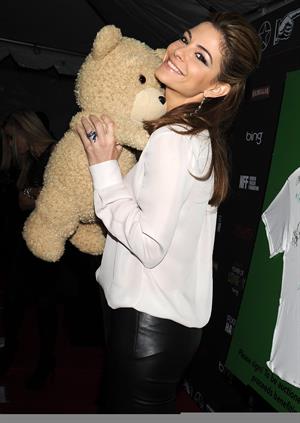 Maria Menounos The Variety 3rd Annual Power Of Comedy Event in Los Angeles 11/17/12 