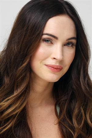 Megan Fox This is 40 Photocall in Los Angeles on November 28, 2012