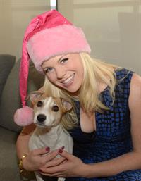 Megan Hilty Ready For Christmas Photoshoot in New York December 21, 2012