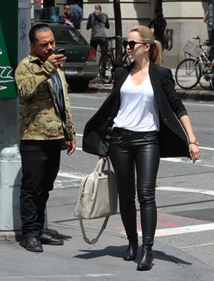 Mena Suvari - Spotted in tight leather pants in New York City on May 16, 2013