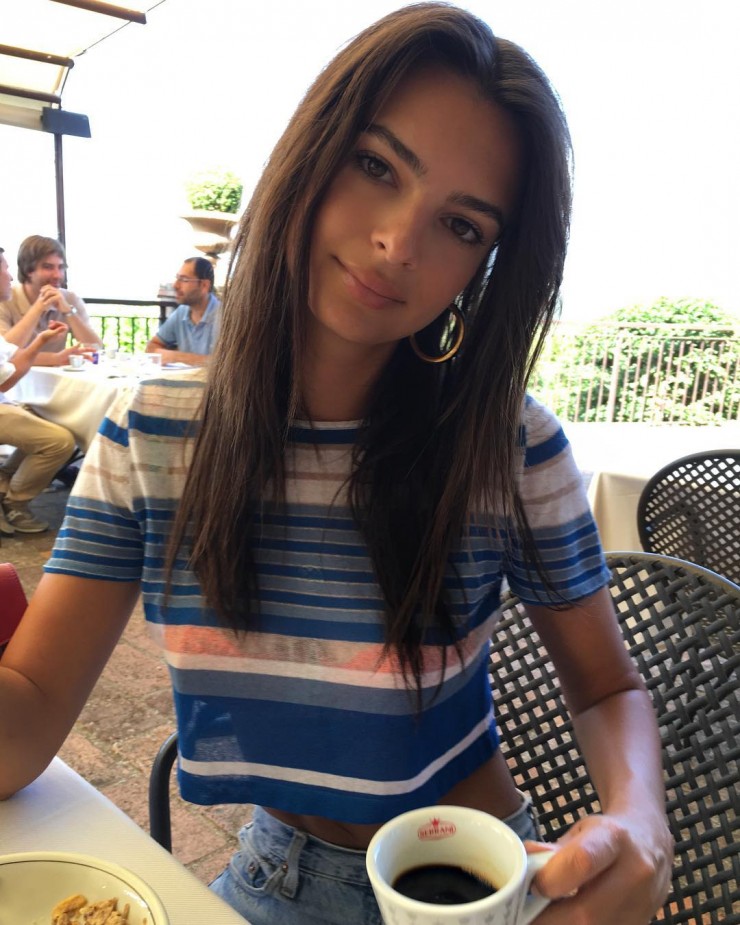 Emily Ratajkowski taking a selfie