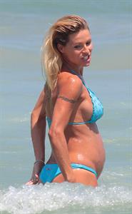 Michelle Hunziker 22Holiday on Ibizza 18.07-21.07.13 