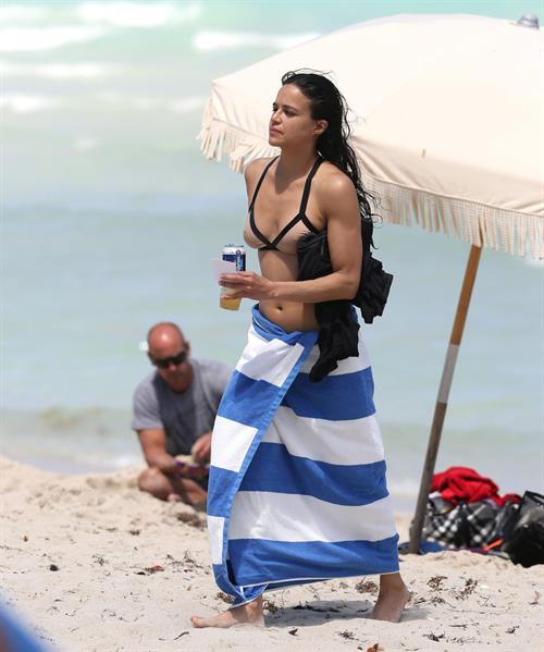 Michelle Rodriguez enjoying the sun at Miami Beach April 26-2013 