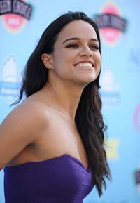 Michelle Rodriguez at the Teen Choice Awards 2013 in Universal City August 11, 2013 