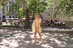 Krisztina Nude Pictures Krisztina in Nude Flashing for ALS Scan