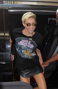 Miley Cyrus Spotted in a Join A Weird Trip T-shirt outside the London Studios in London (18.07.2013) 