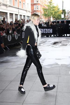 Miley Cyrus – BBC Radio 1 arrival in London 11/12/13  