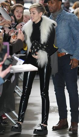 Miley Cyrus – BBC Radio 1 arrival in London 11/12/13  