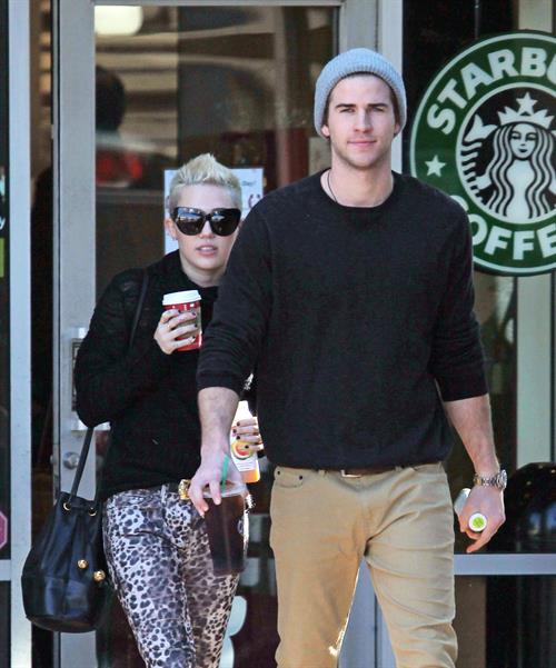 Miley Cyrus Pictures Miley Cyrus at Starbucks in Toluca Lake 12/22/12
