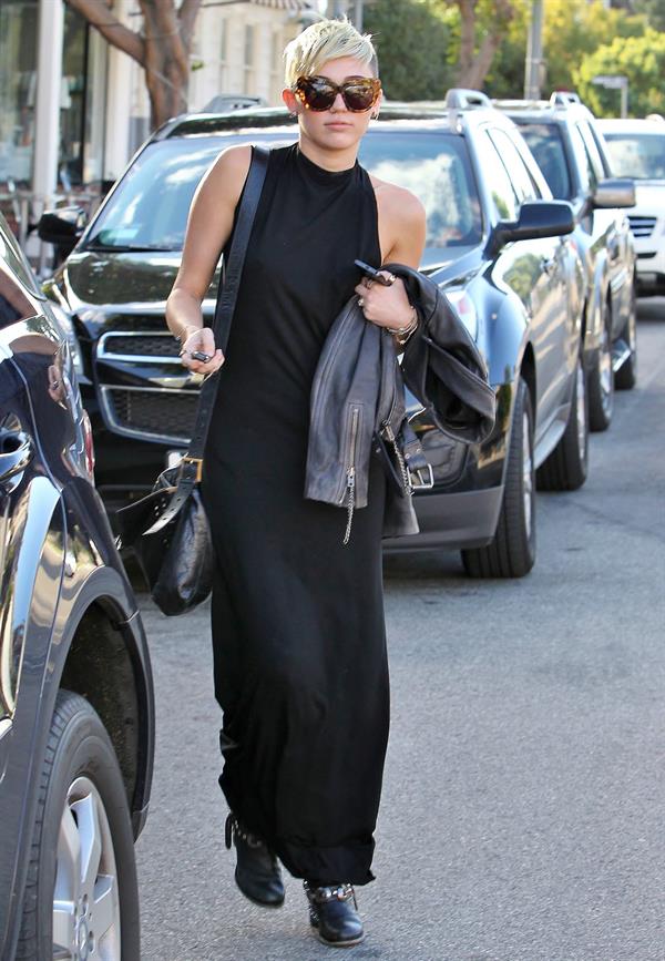 Miley Cyrus out and about in Toluca Lake 11/10/12