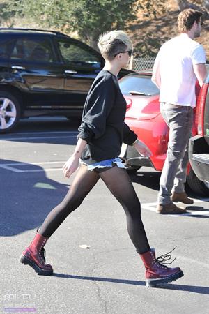 Miley Cyrus out and about in LA 11/11/12