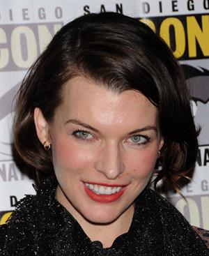 Milla Jovovich -  Resident Evil: Retribution  Press Room at Comic-Con 2012 in San Diego (July 13, 2012)
