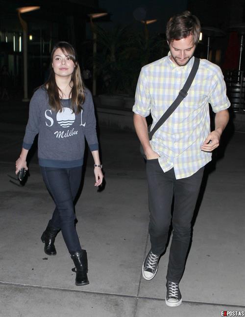 Miranda Cosgrove - At ArcLight Theatre in Hollywood - August 22, 2012