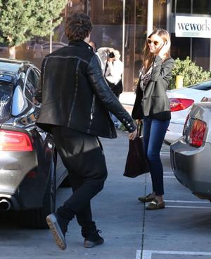 Miranda kerr outside a spa in LA on January 4th 2013  