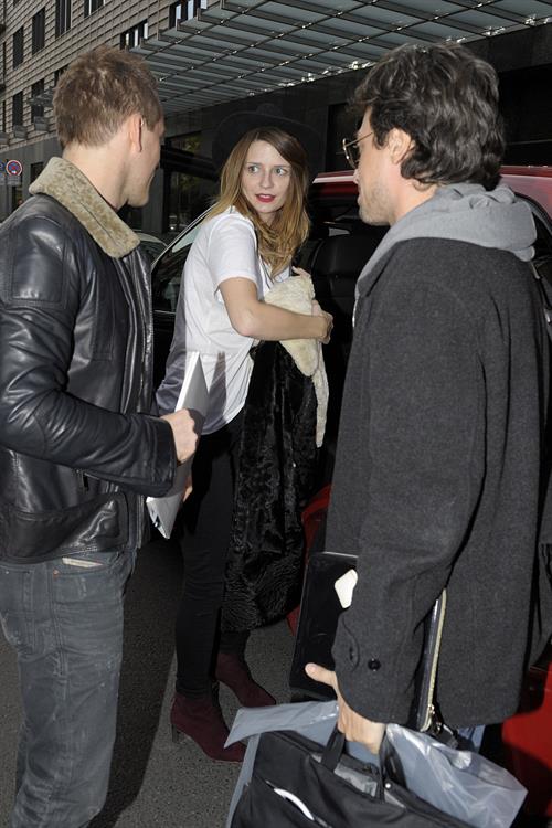 Mischa Barton At her Hotel in Berlin - October 26, 2012