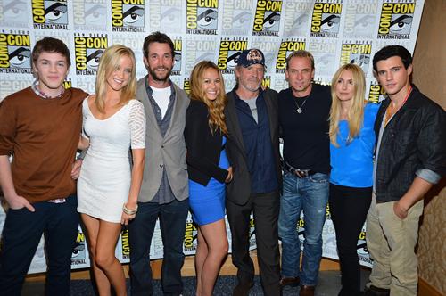 Moon Bloodgood Pictures Moon Bloodgood -  Falling Skies  Press Room at Comic-Con 2012 in San Diego (July 13, 2012)