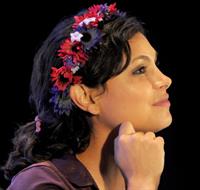 Morena Baccarin Wizard World Comic-Con in Chicago (Day 2) - August 10, 2013 