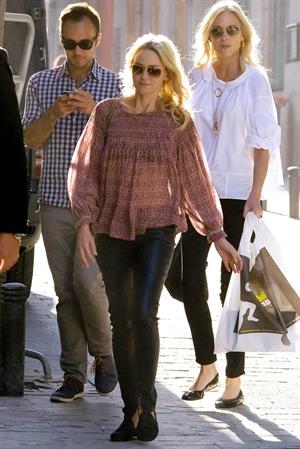 Naomi Watts Shopping in Madrid - October 8, 2012 