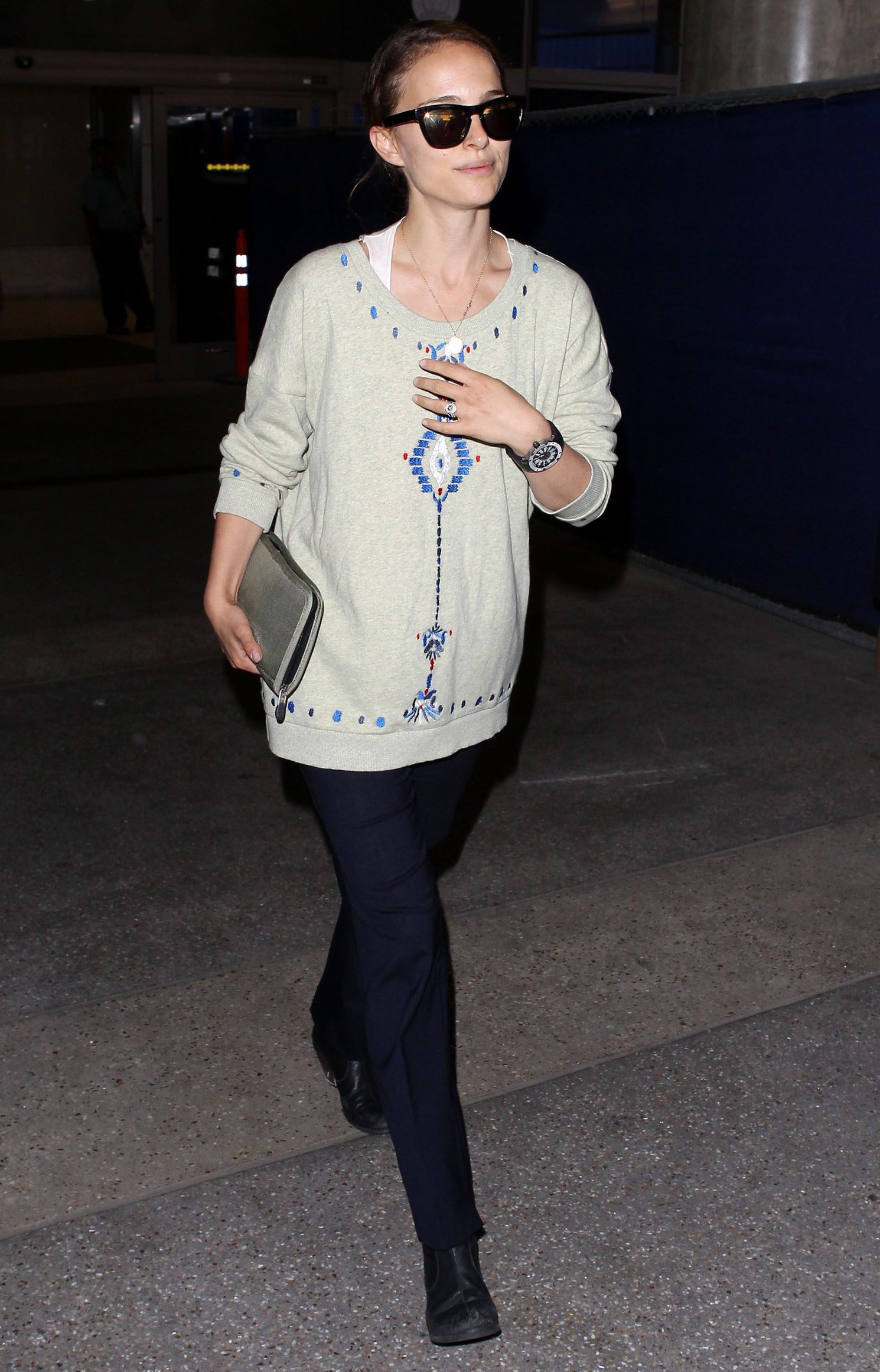 Natalie Portman Pictures Natalie Portman arrives at LAX Airport - May 30, 2013