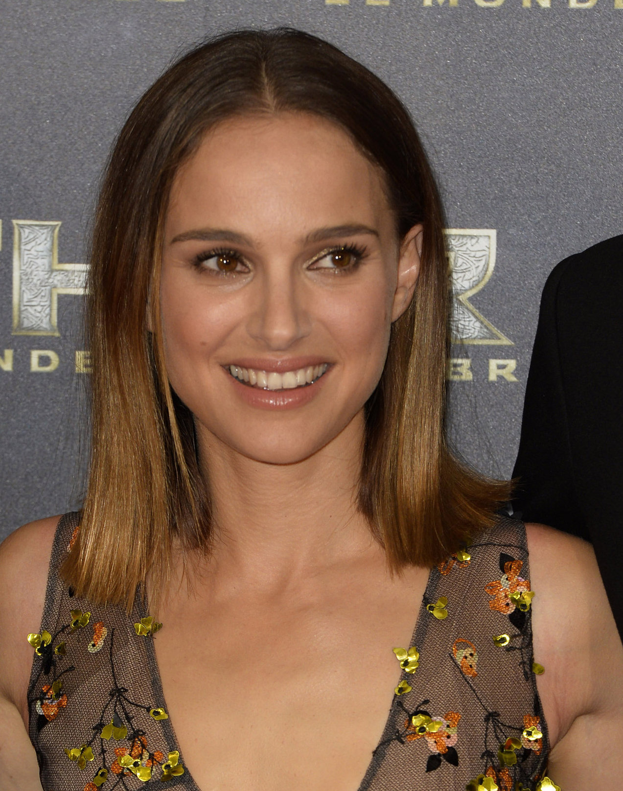 Natalie Portman  Thor: The Dark World  Premiere in Paris 10/23/2013 