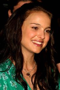 Natalie Portman – “Garden State” NY Premiere 8/12/04  