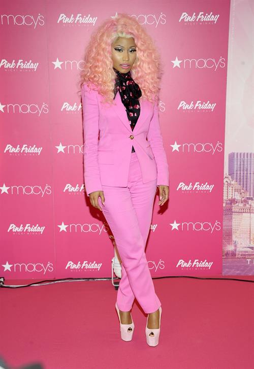 Nicki Minaj  Pink Friday  Fragrance Holiday Season Celebration in New York City (November 20, 2012) 