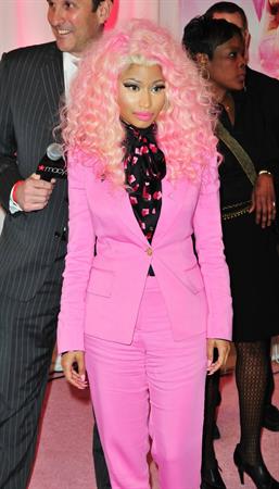 Nicki Minaj  Pink Friday  Fragrance Holiday Season Celebration in New York City (November 20, 2012) 